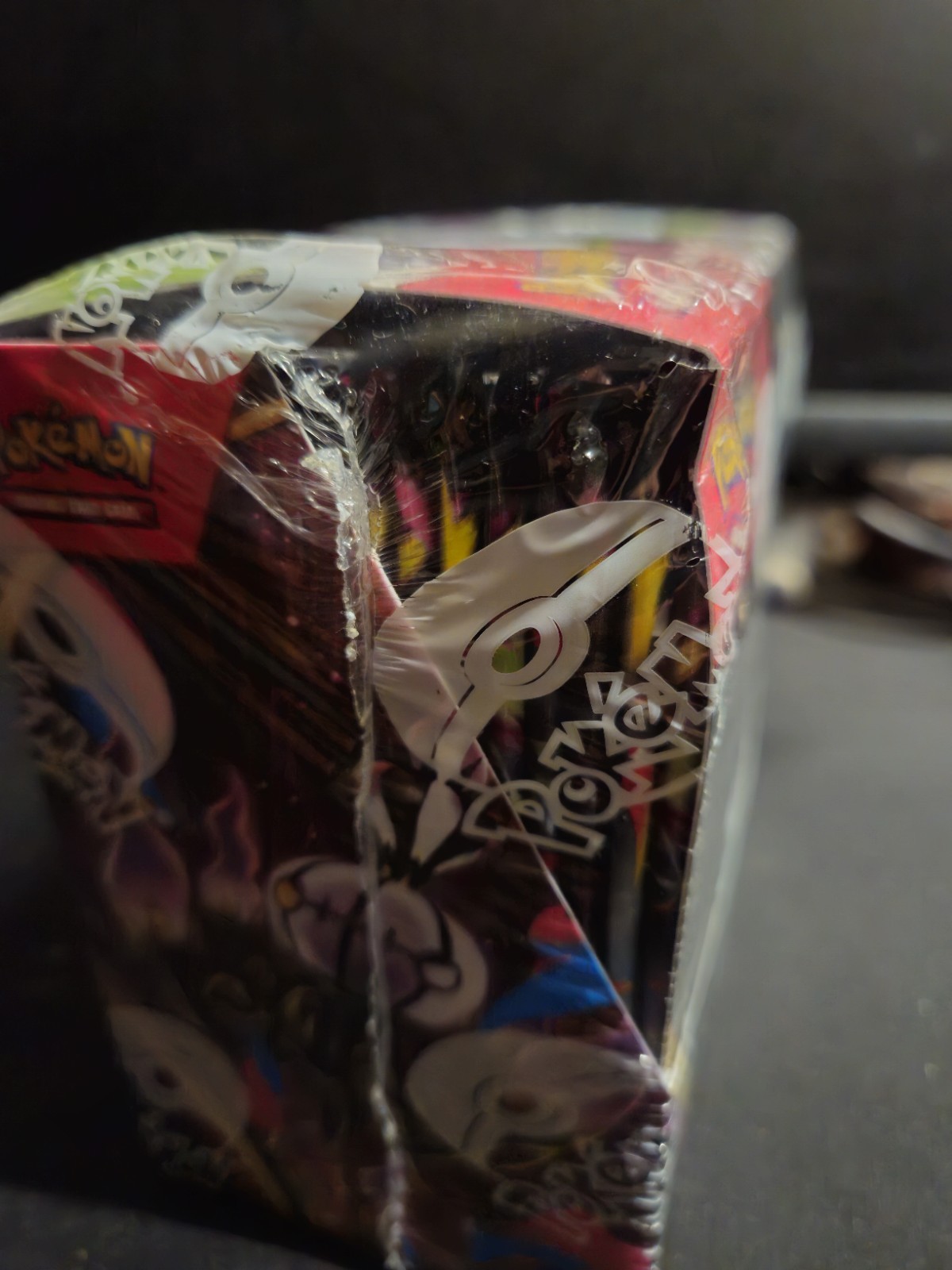Pokémon TCG: Mega Evolution Pitch Black Booster Display Box (36 Packs)