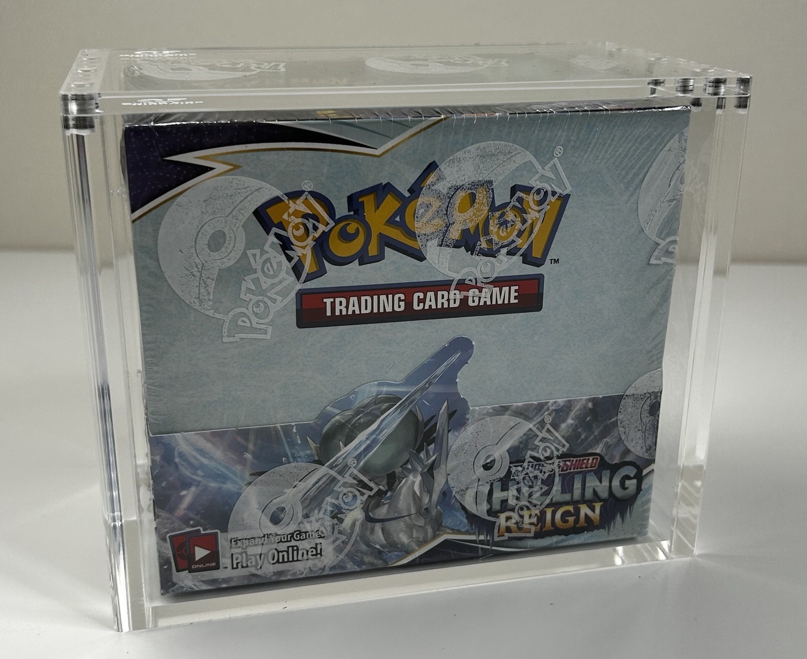 Chilling Reign Booster Box Pokemon Sword and Shield – Nuevo – Factory Sealed