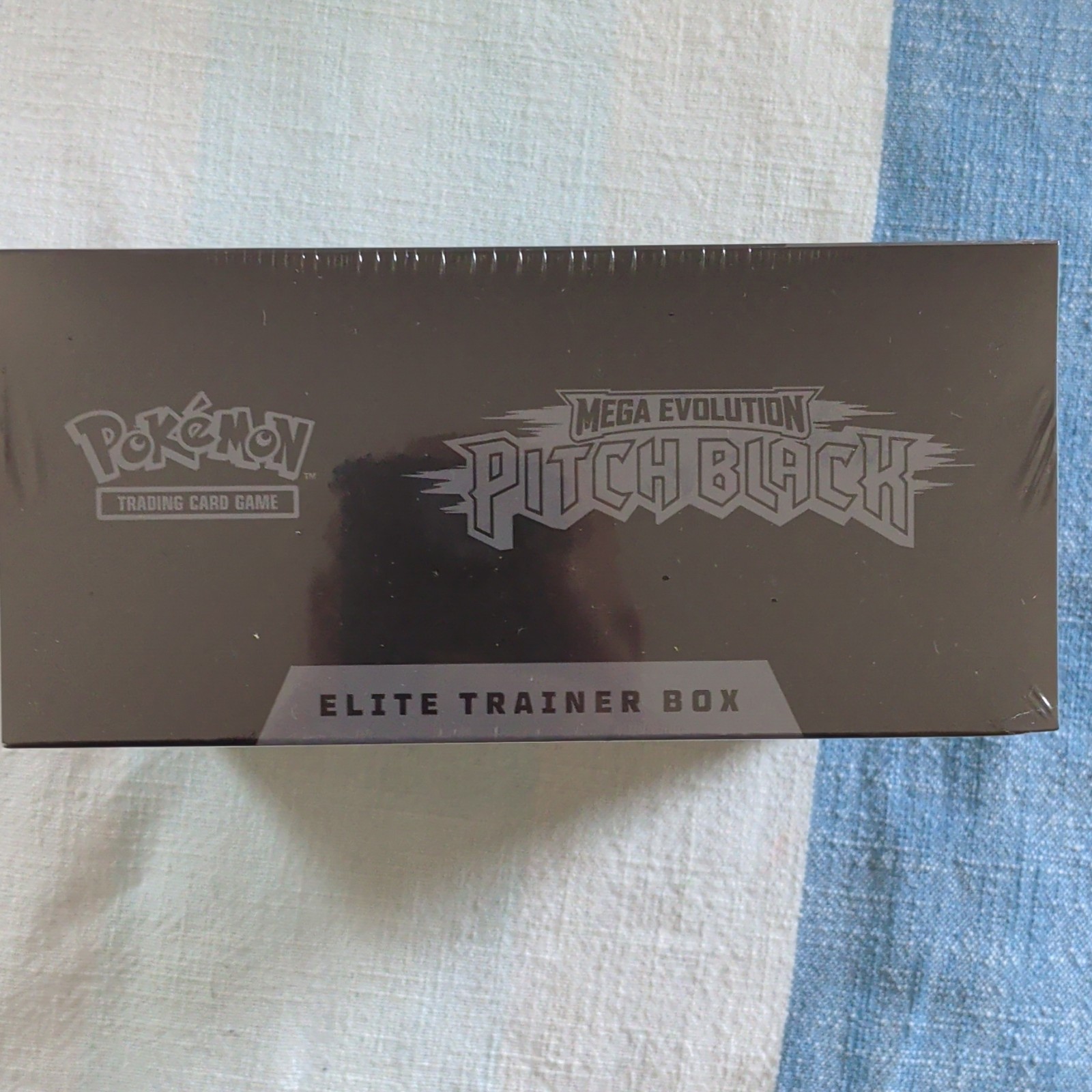 Pokémon TCG Elite Trainer Box Mega Evolution—Pitch Black English 60 Cards 6+