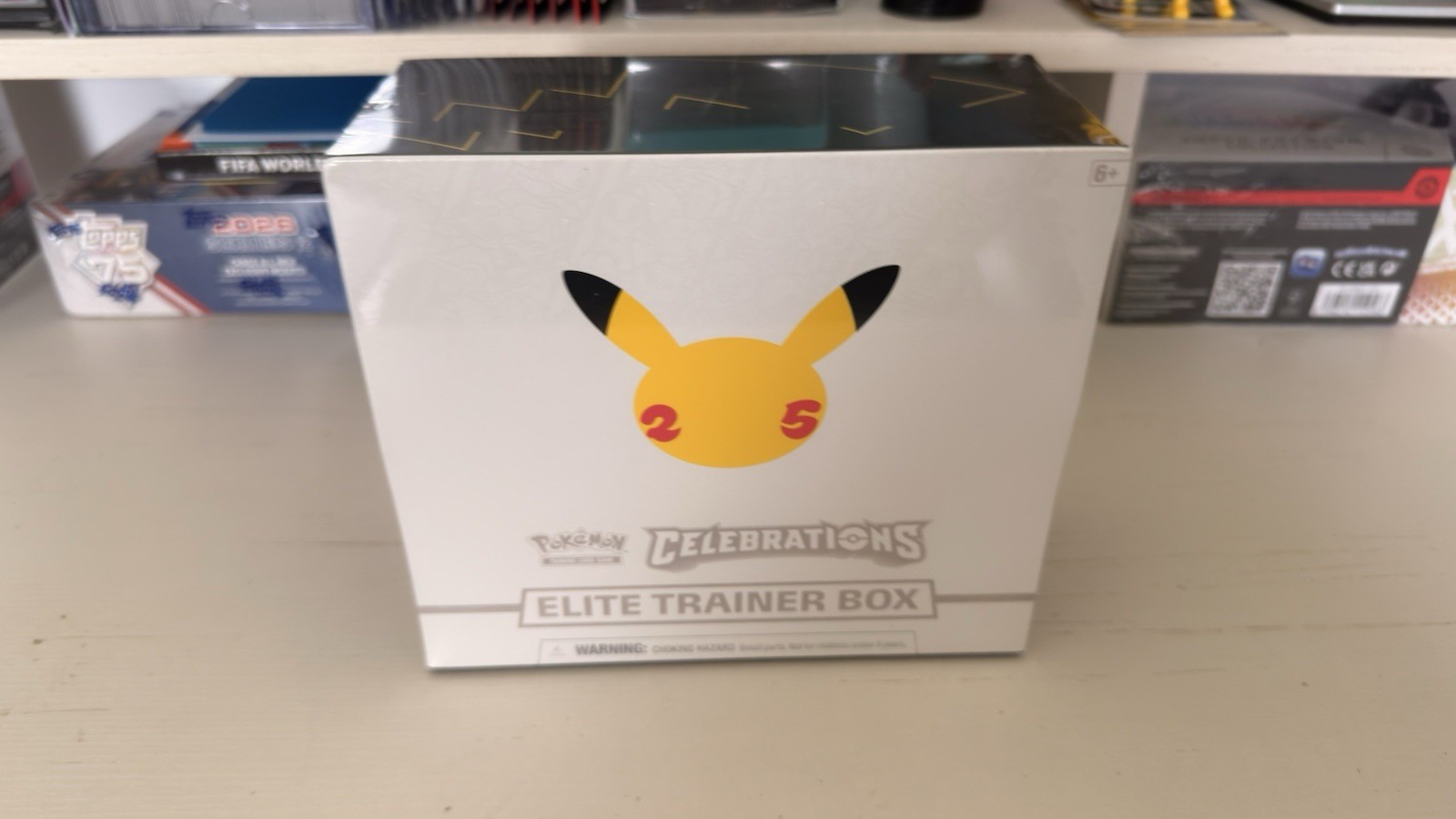 Pokémon TCG Celebrations Elite Trainer Box 25th Anniversary ETB Sealed NEW