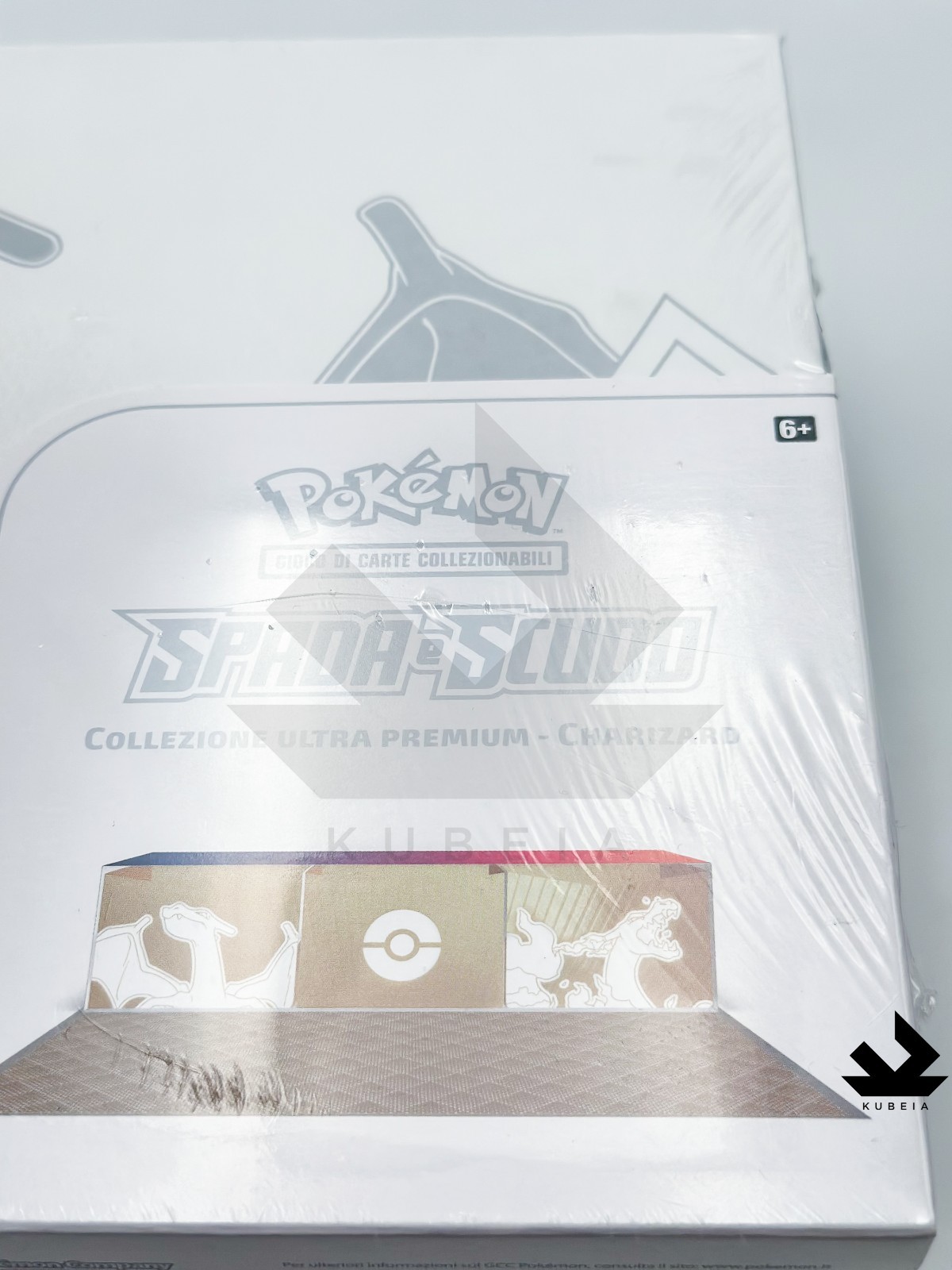 ITALIAN POKÉMON BOX SWORD AND SHIELD ULTRA PREMIUM COLLECTION CHARIZARD POKEMON