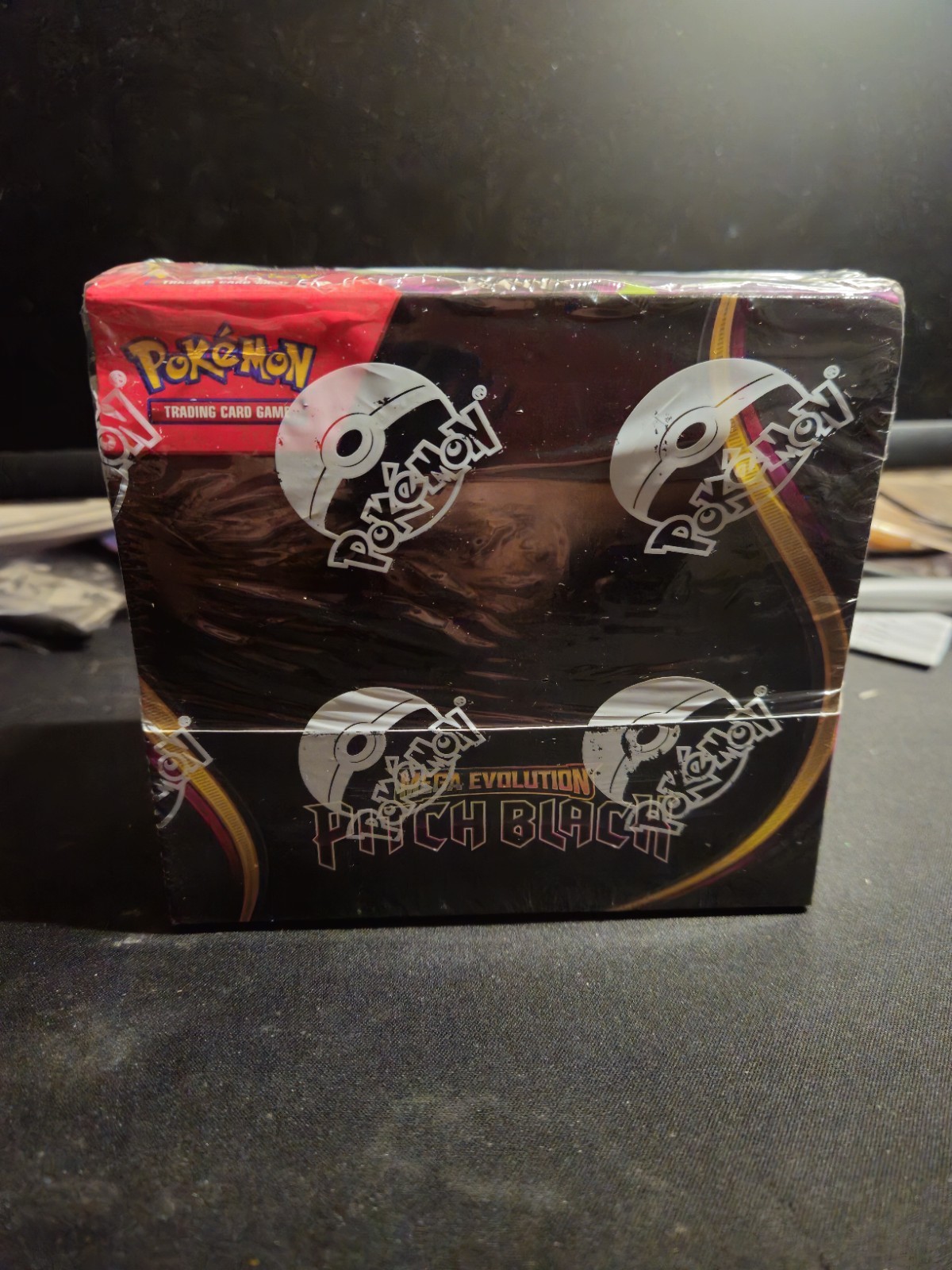 Pokémon TCG: Mega Evolution Pitch Black Booster Display Box (36 Packs)