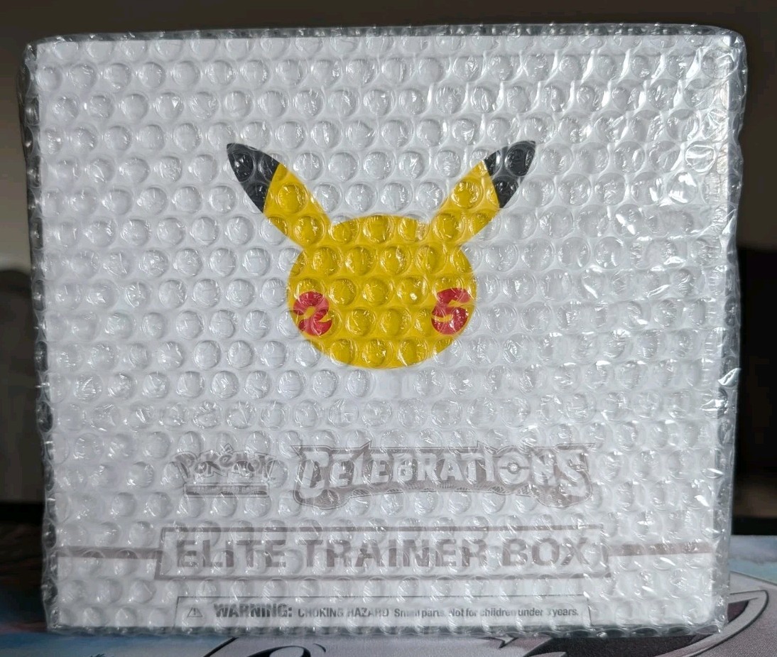 Pokémon TCG Celebrations 25th Anniversary Elite Trainer Box ETB New Sealed