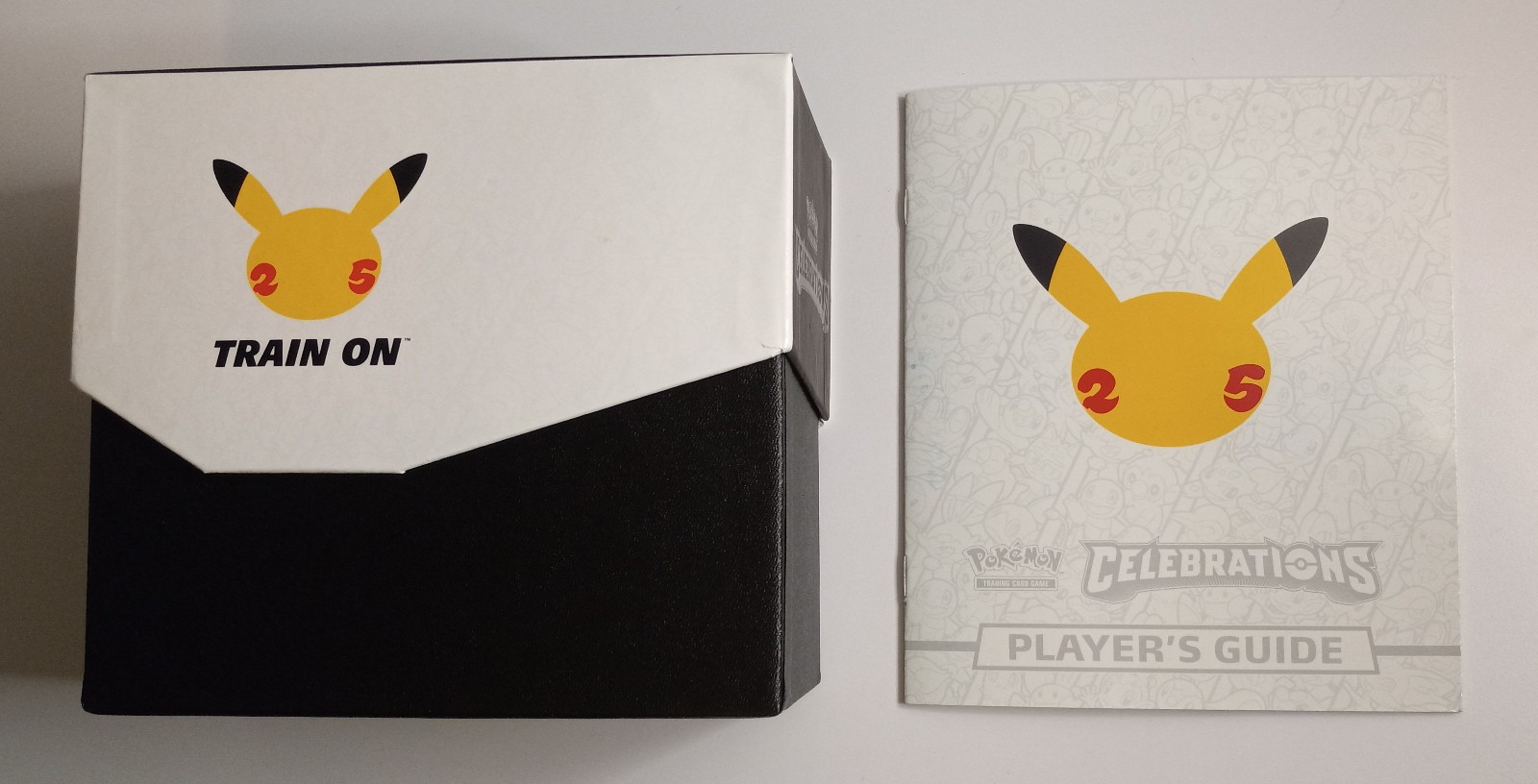 Pokémon TCG: 25th Anniversary Celebrations Elite Trainer Box