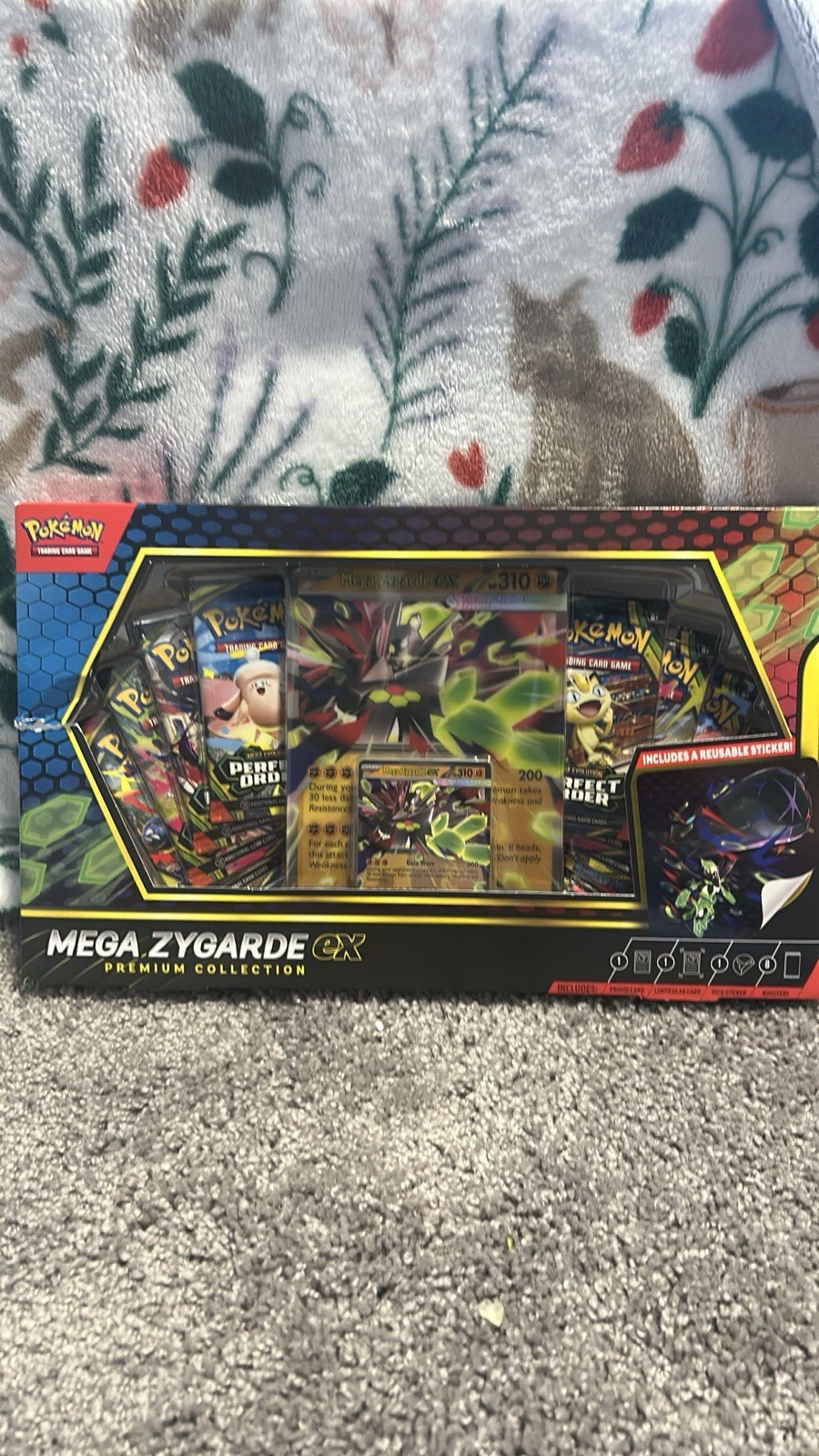 Pokémon TCG Mega Zygarde EX Premium Collection Box 8 Packs Promo Oversize