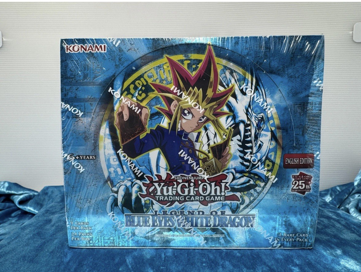 Yu-Gi-Oh! 25th Anniversary – Legend of Blue Eyes White Dragon Sealed Booster Box