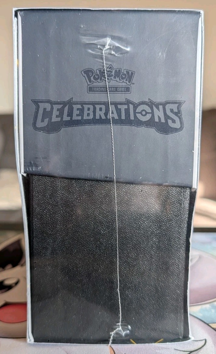 Pokémon TCG Celebrations 25th Anniversary Elite Trainer Box ETB New Sealed