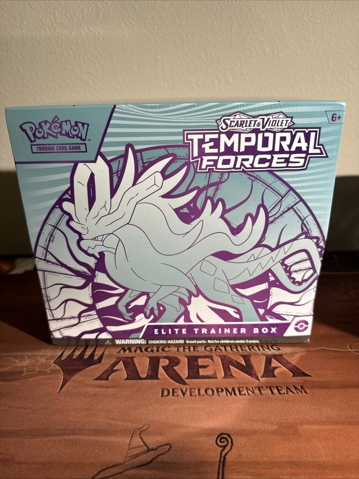 Pokemon Temporal Forces Elite Trainer Box [Walking Wake] – SV05 New Sealed