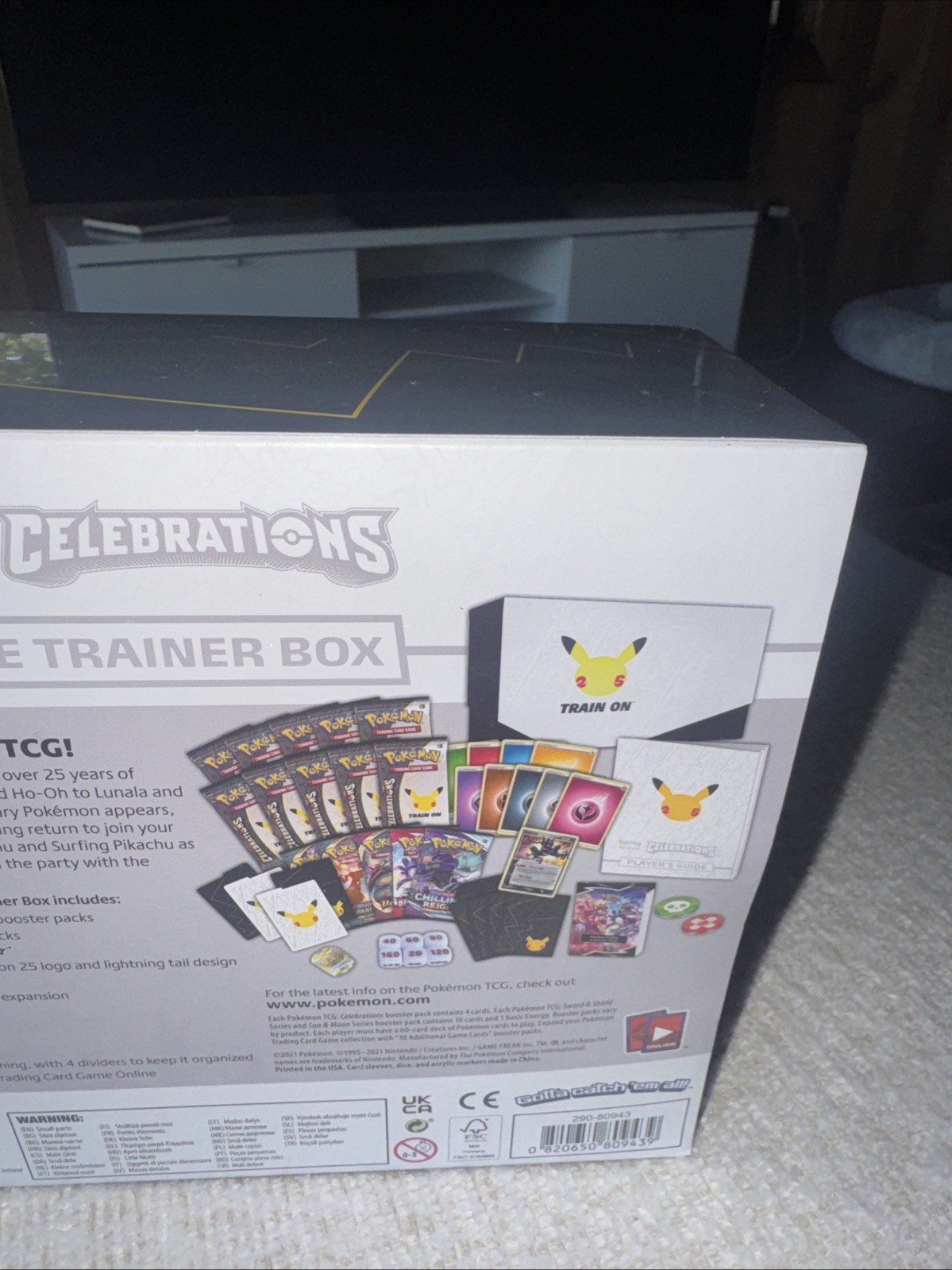 Pokémon TCG: 25th Anniversary Celebrations Elite Trainer Box (2021)