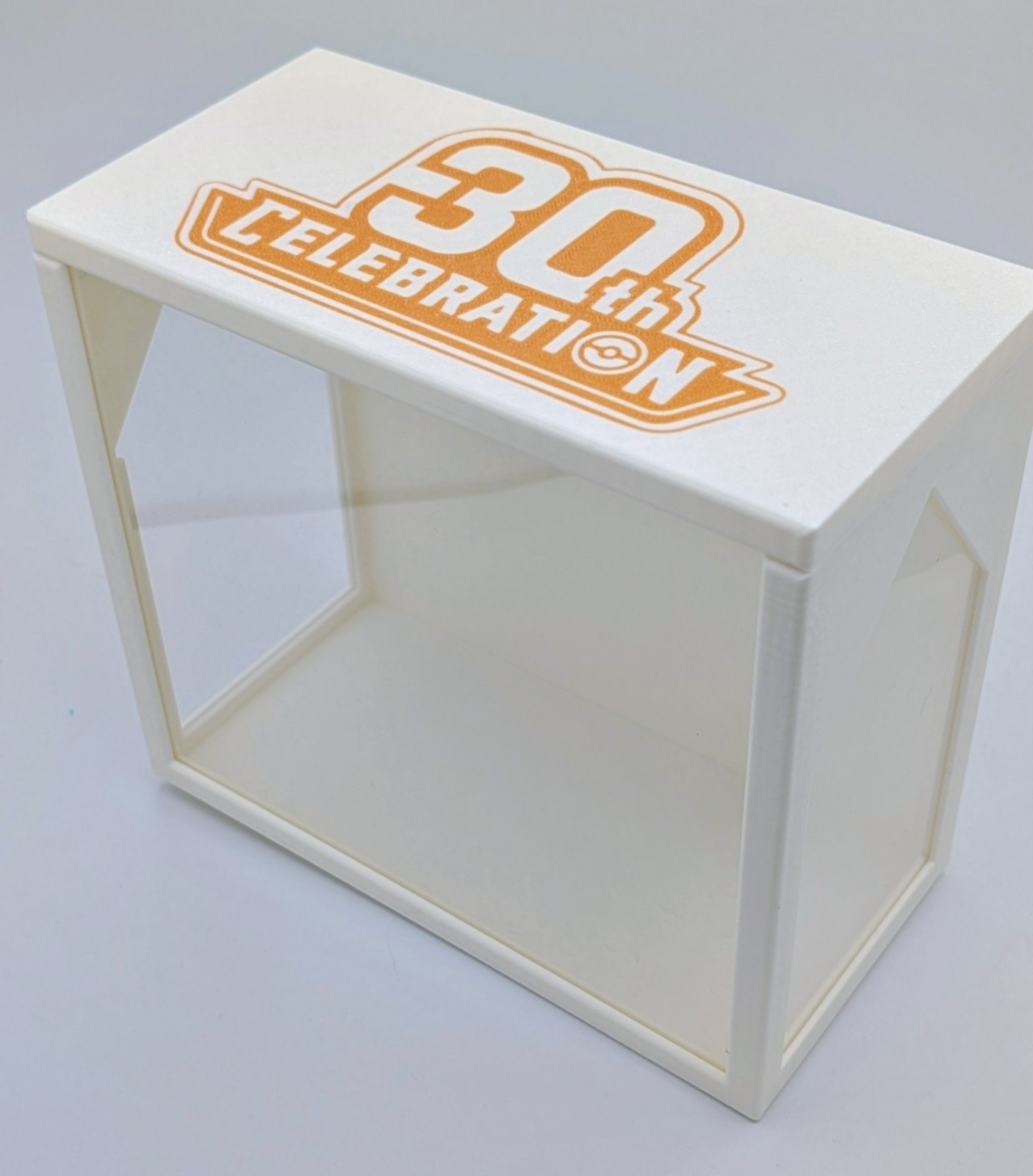 Pokemon 30th Anniversary ETB Case