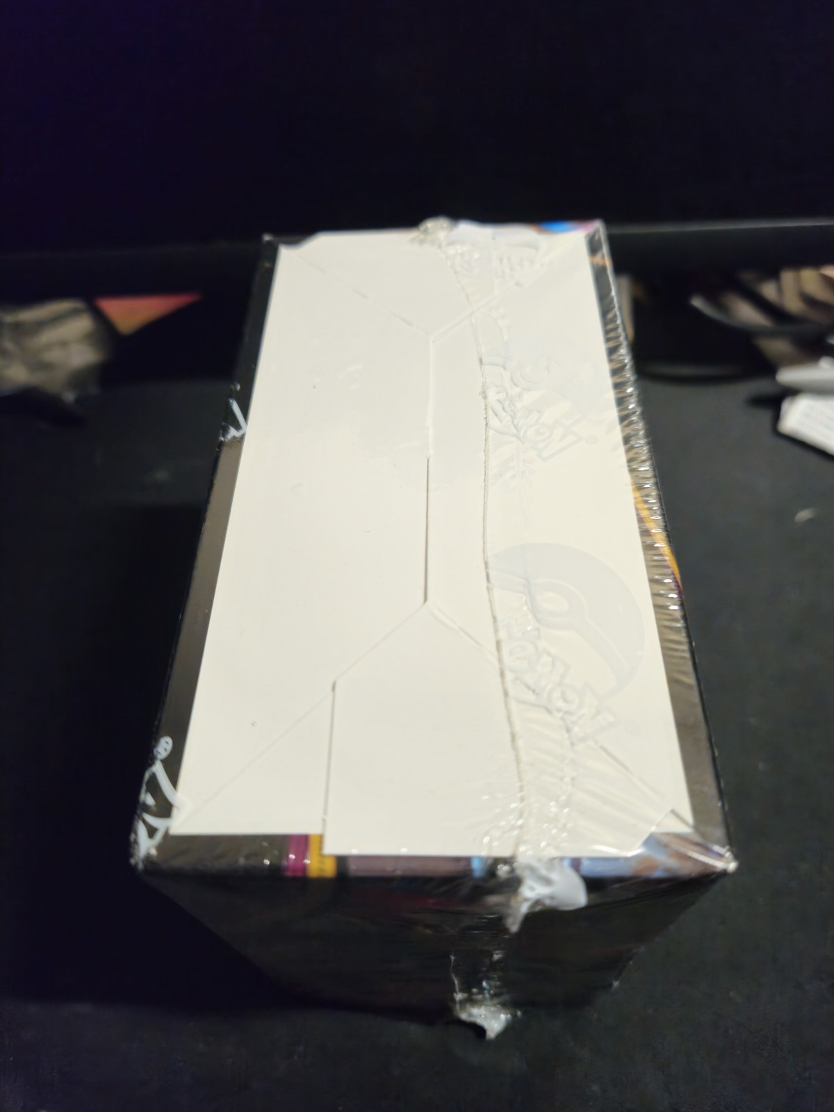 Pokémon TCG: Mega Evolution Pitch Black Booster Display Box (36 Packs)