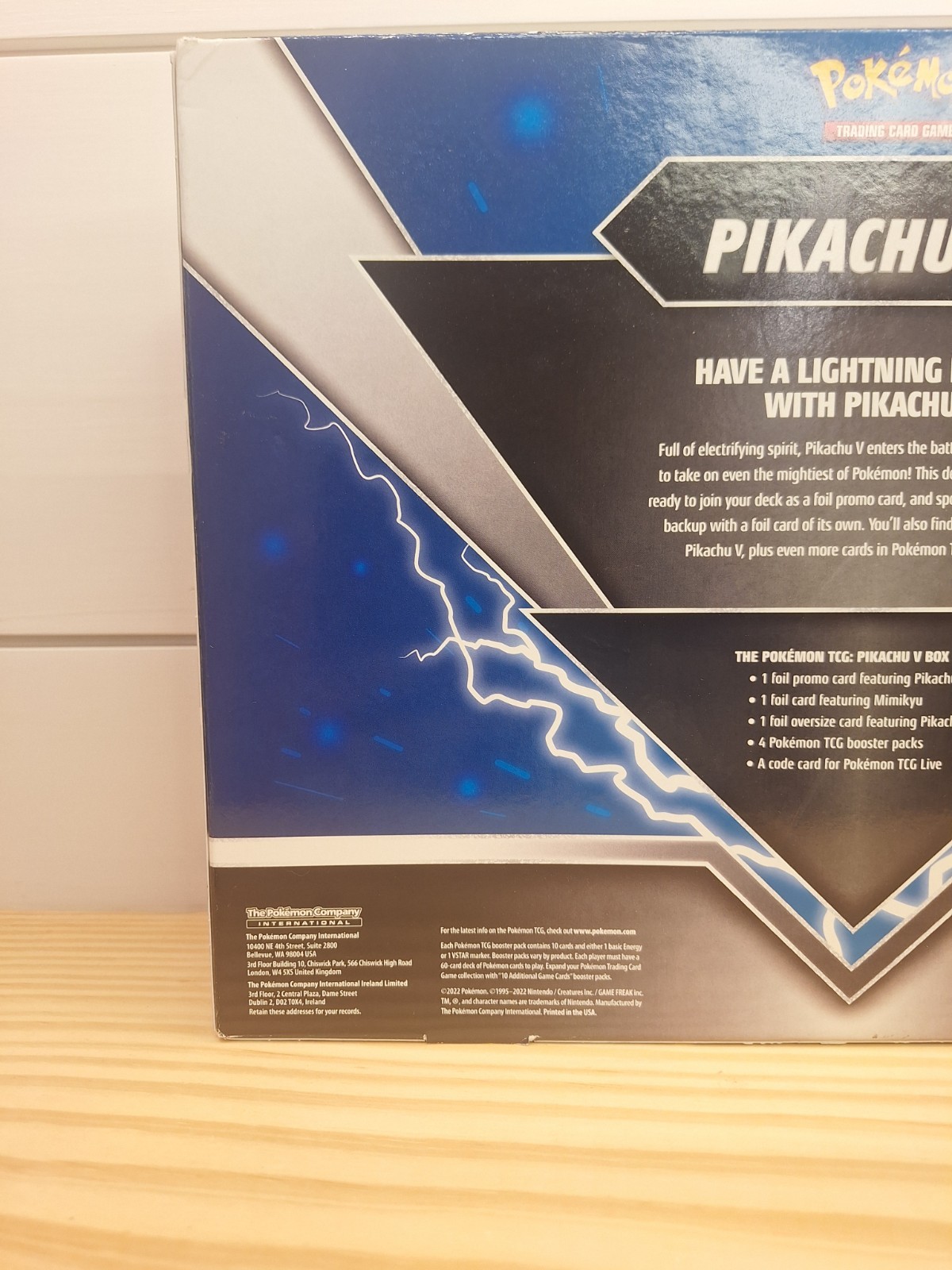 Pokémon TCG: Pikachu V Box