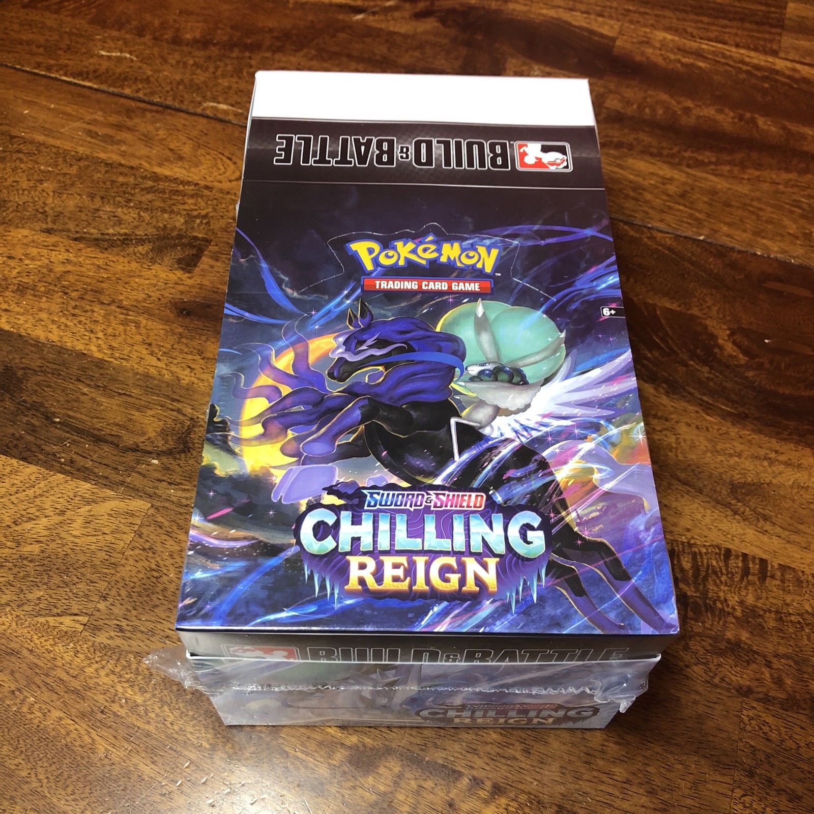 Pokémon TCG Chilling Reign Build & Battle Display Box