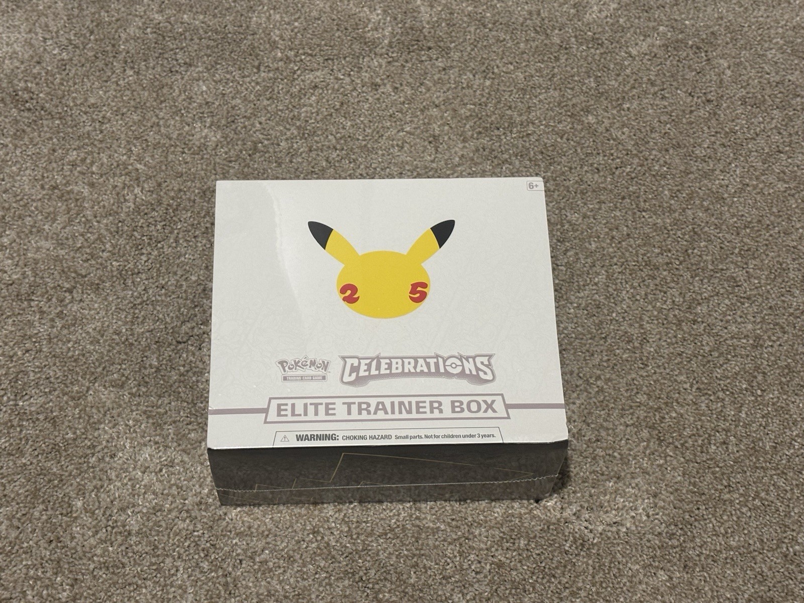 Pokémon TCG: 25th Anniversary Celebrations Elite Trainer Box (2021)