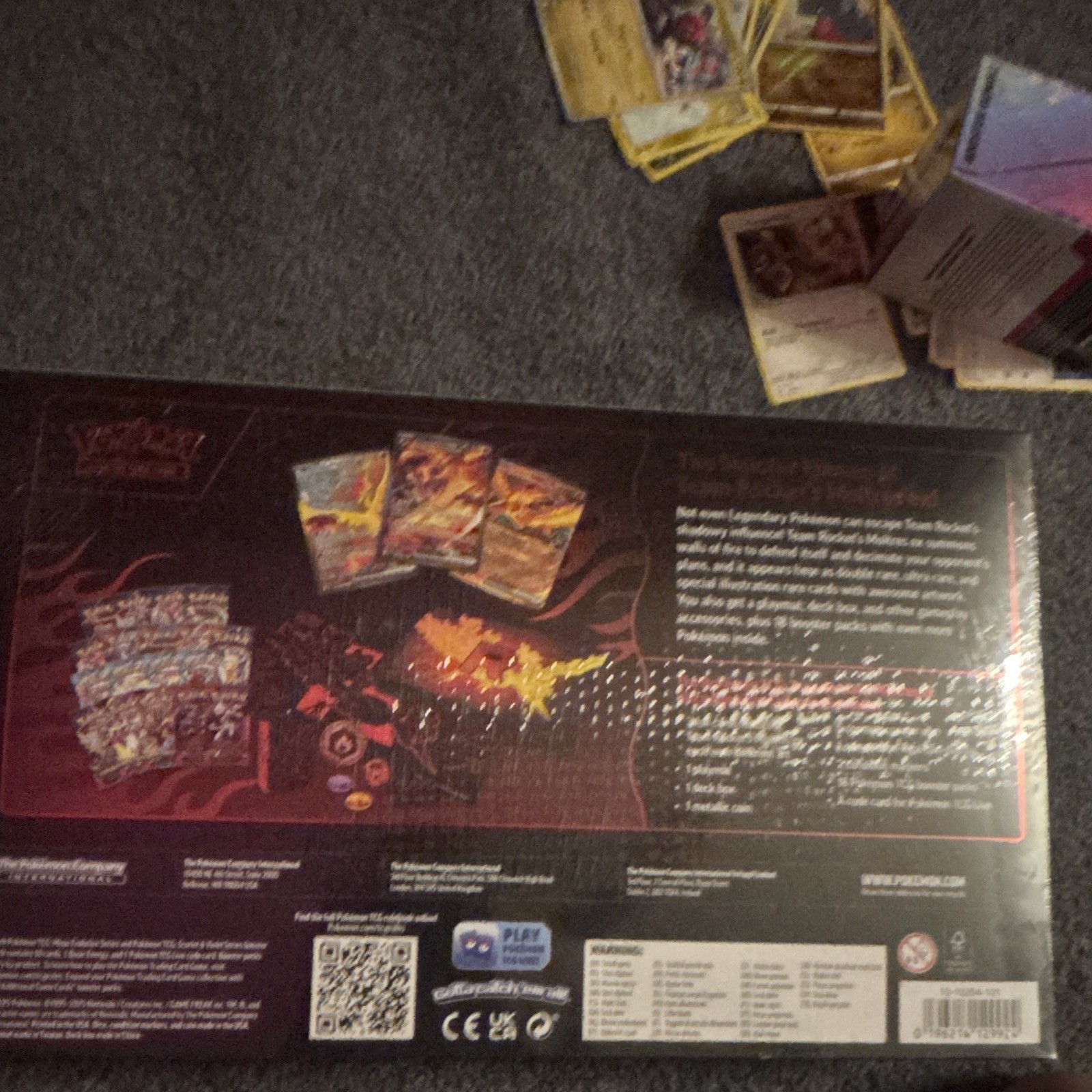 Pokémon TCG Team Rocket’s Moltres ex Ultra-Premium Collection Box 18 Packs