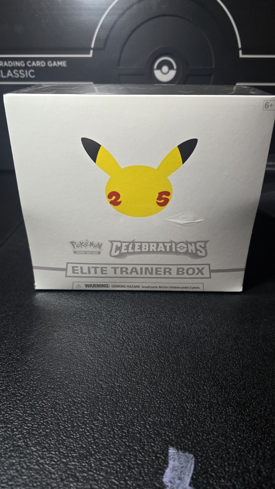 Pokémon TCG: 25th Anniversary Celebrations Elite Trainer Box (2021)
