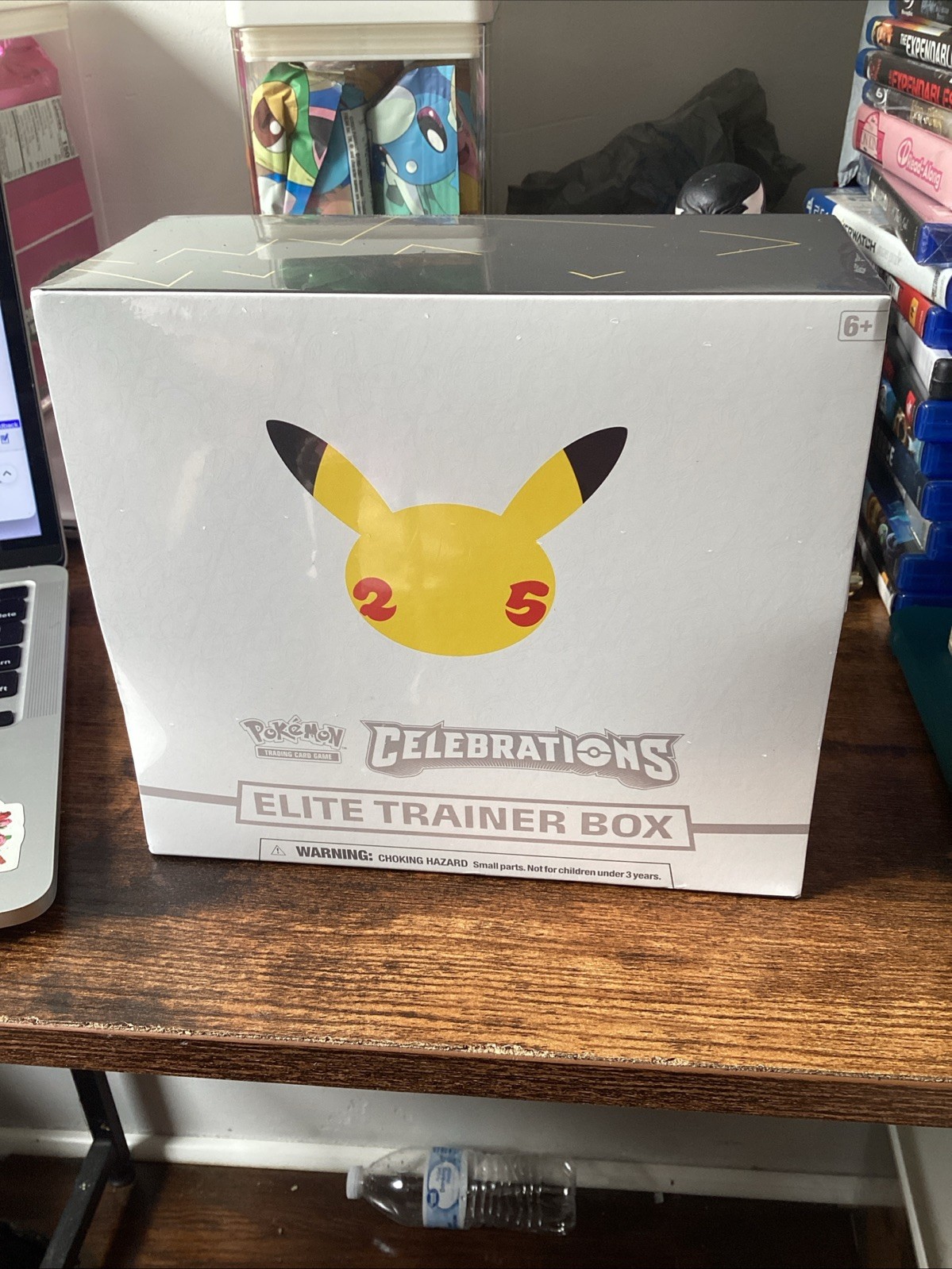 Pokémon TCG: 25th Anniversary Celebrations Elite Trainer Box (2021)
