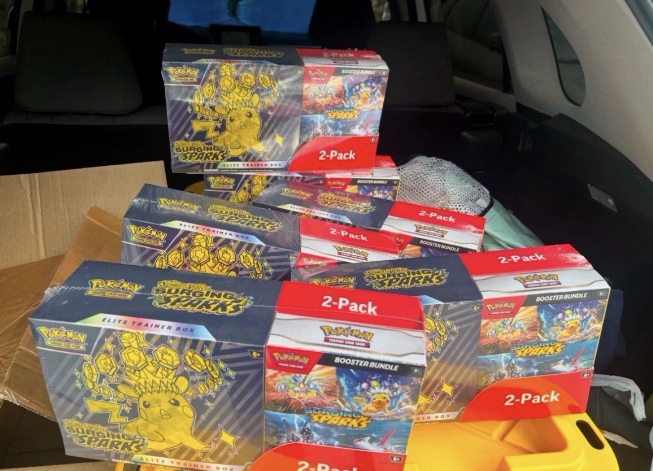 Pokémon Surging Sparks ETB + Booster Bundle Costco (Sealed)