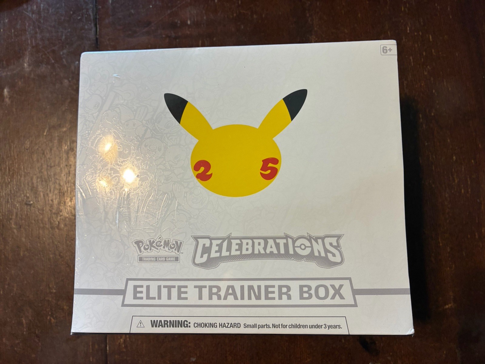 Pokémon TCG: 25th Anniversary Celebrations Elite Trainer Box (2021)