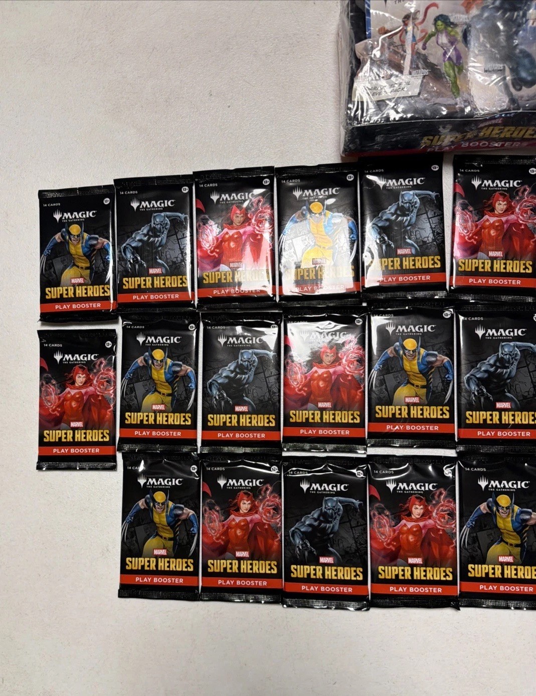 Magic:The Gathering Marvel Super Heroes Play Booster Box(29 Play Boosters) READ!