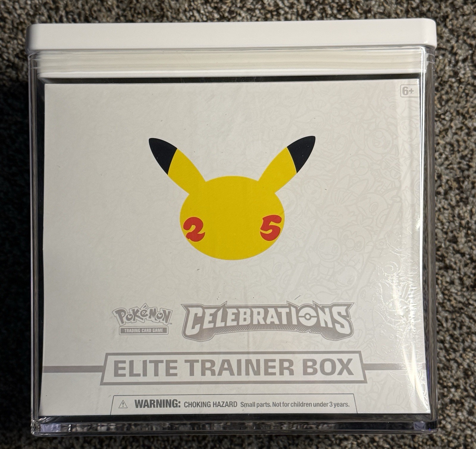 Pokémon TCG Celebrations 25th Anniversary Elite Trainer Box ETB MINT W/ Acrylic