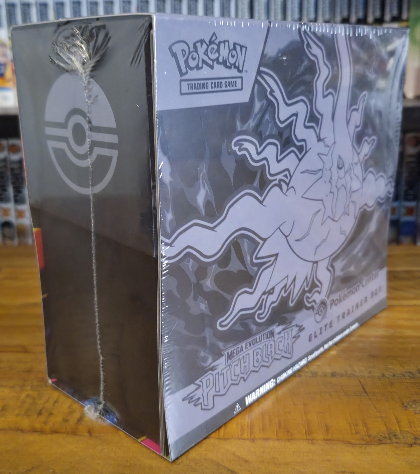 Pokémon TCG – Mega Evolutions Pitch Black – ETB’s – Pokemon Center/Normal Bundle