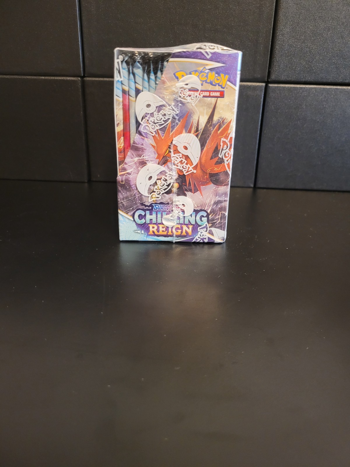 Pokemon Sword & Shield Chilling Reign Booster Box Sealed