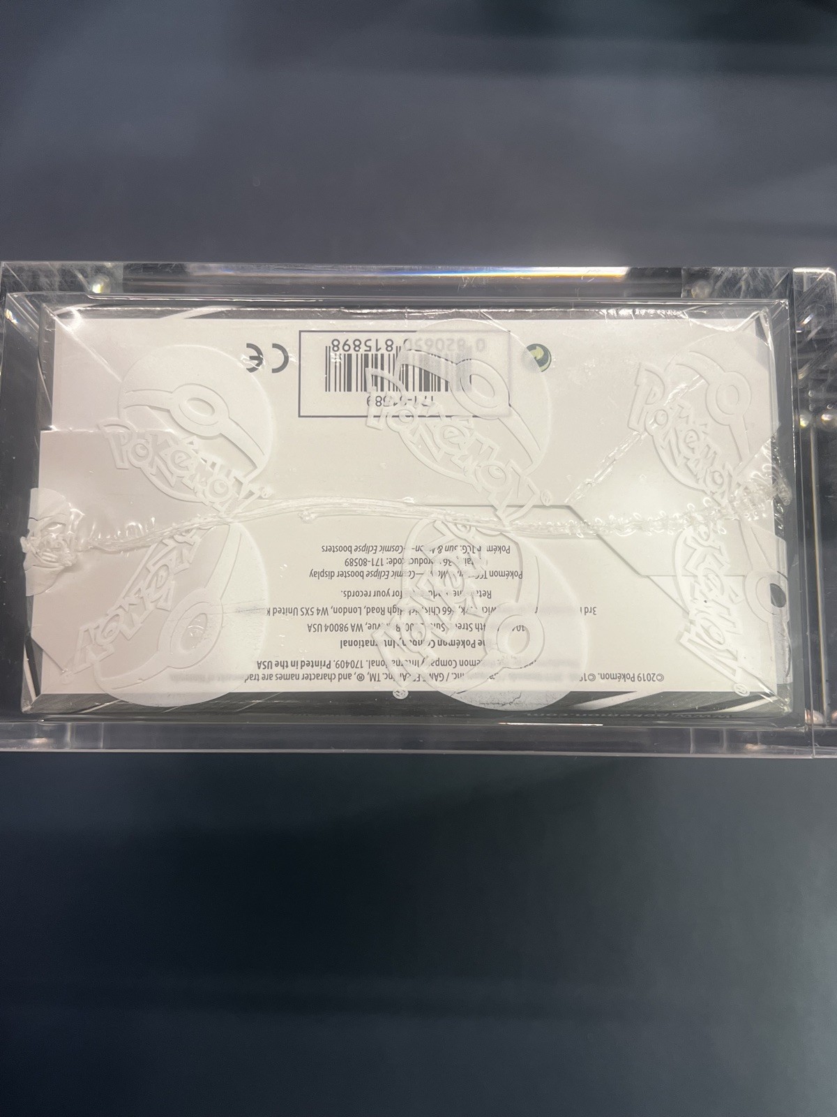 Pokemon booster box Sun&Moon Cosmic Eclipse Sealed Near Mint condition