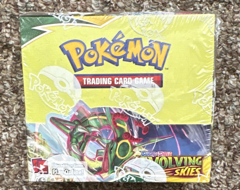 Pokémon TCG Evolving Skies Booster Box 1 Box English 2021 Rayquaza