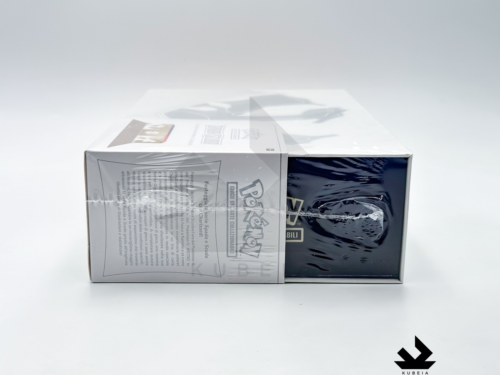 ITALIAN POKÉMON BOX SWORD AND SHIELD ULTRA PREMIUM COLLECTION CHARIZARD POKEMON