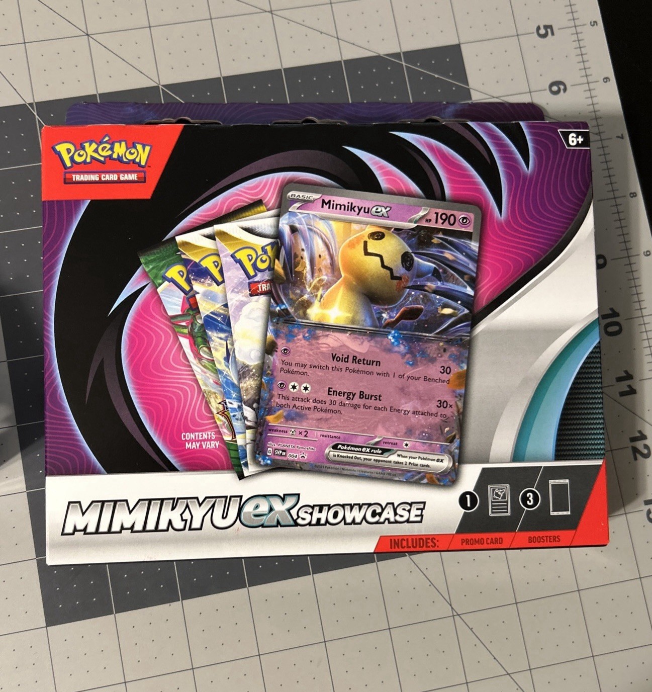 Pokémon TCG – Mimikyu ex Showcase Box 2023 Promo Card & 3 Booster Packs Sealed