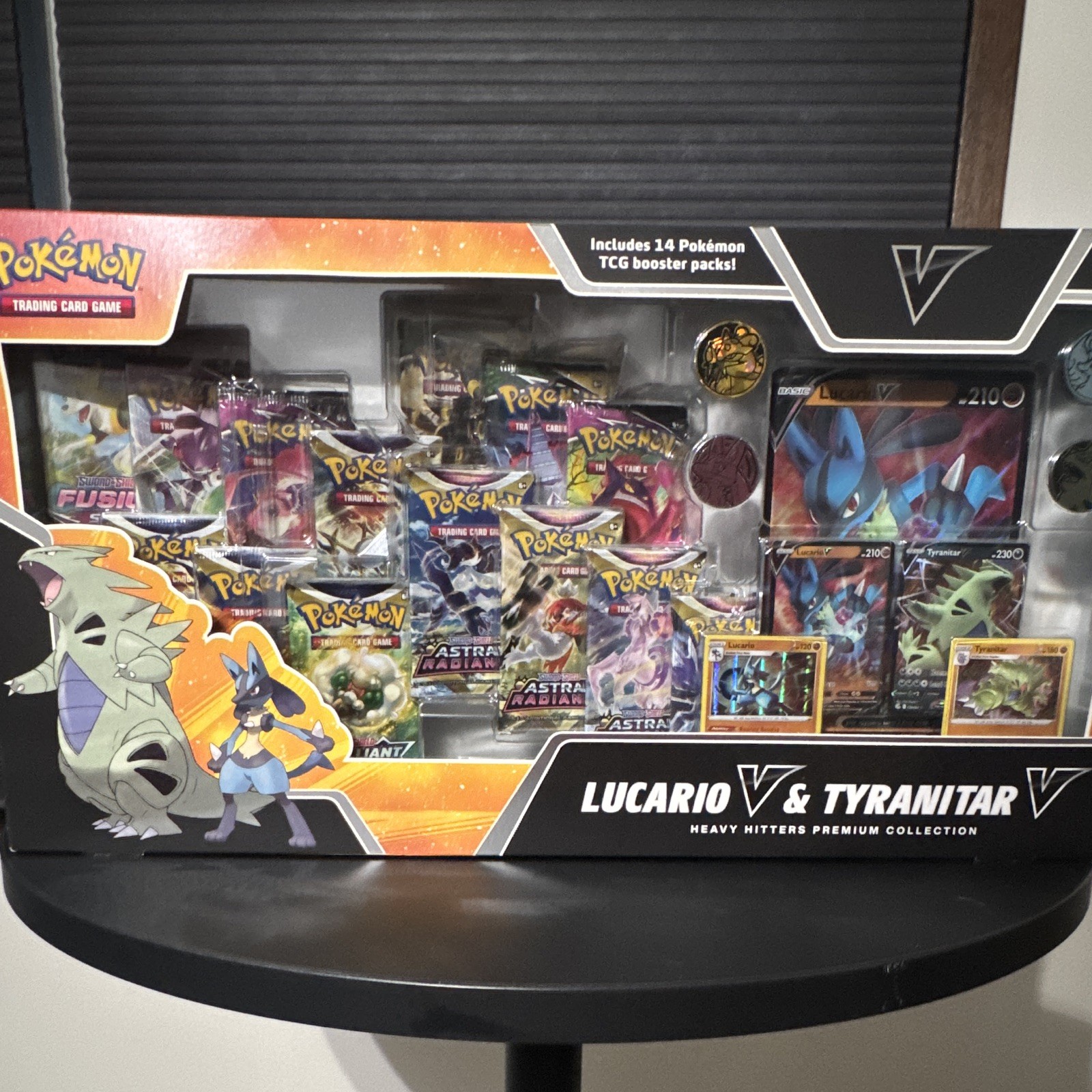 Collection Box Lucario Tyranitar