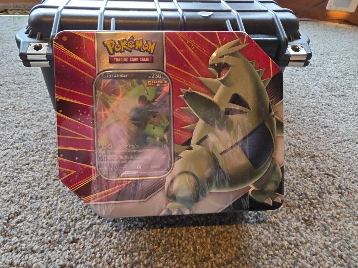 NEW Pokémon TCG Tyranitar V Strikers Tin Sealed Potential Evolving Skies inside