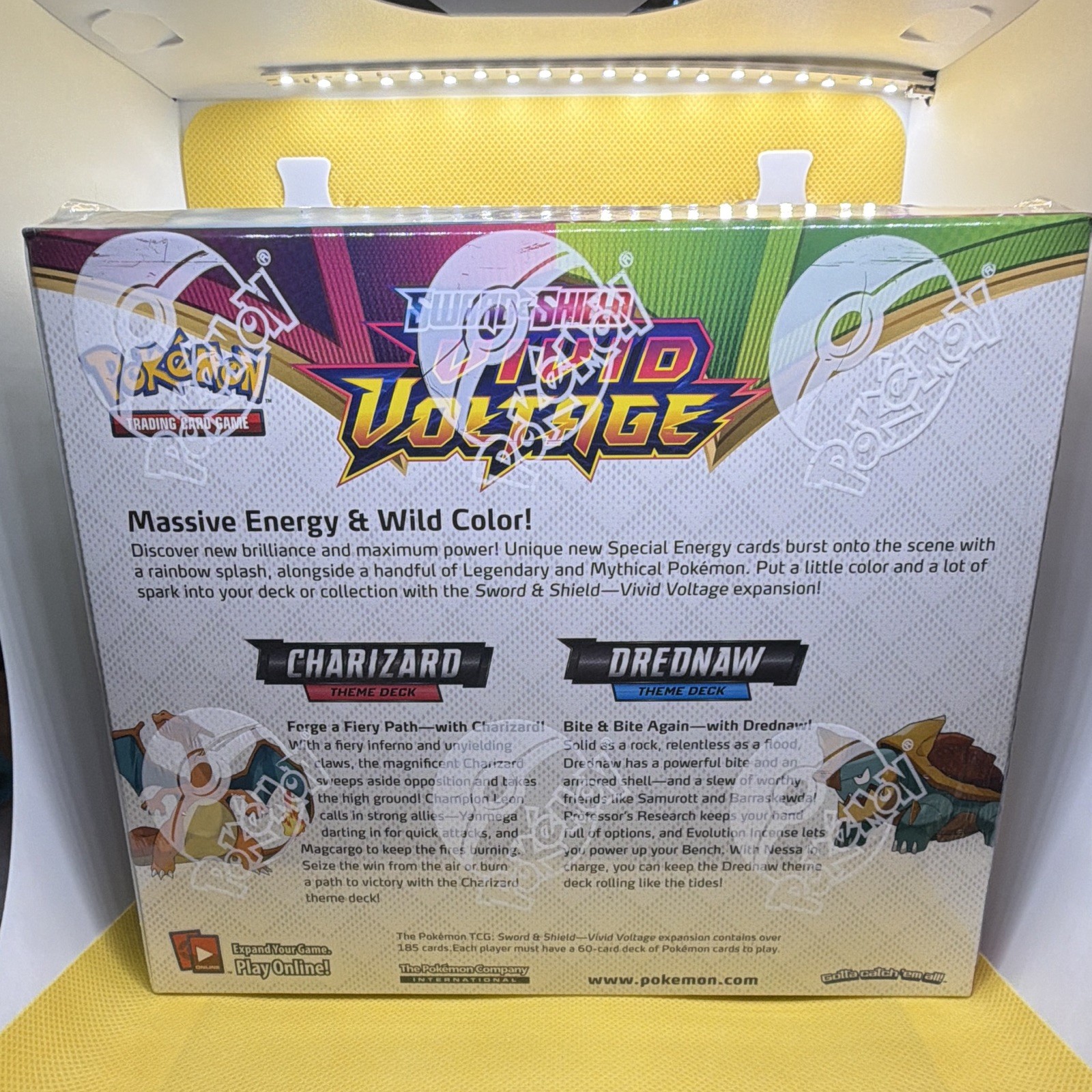 Pokémon Vivid Voltage Theme Deck Display Box English 185 Cards 2020 (1 Box)