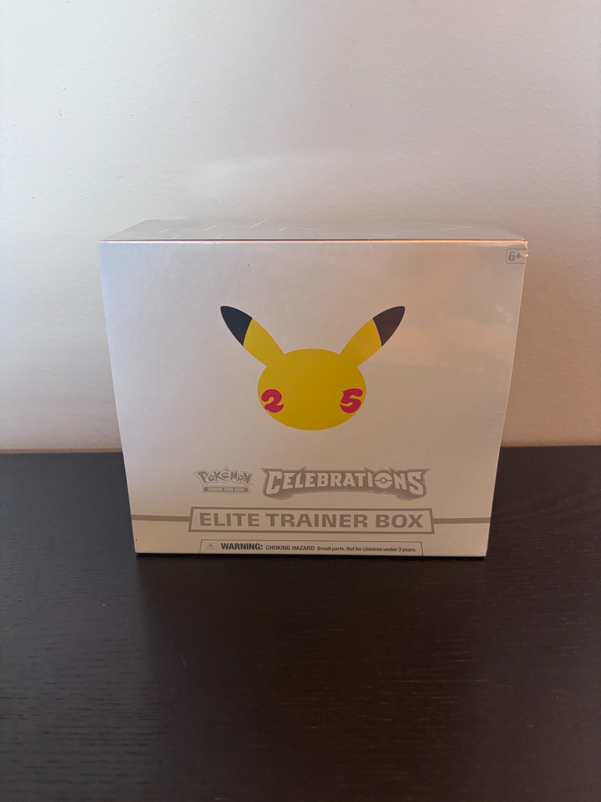 Pokémon TCG: 25th Anniversary Celebrations Elite Trainer Box (2021)