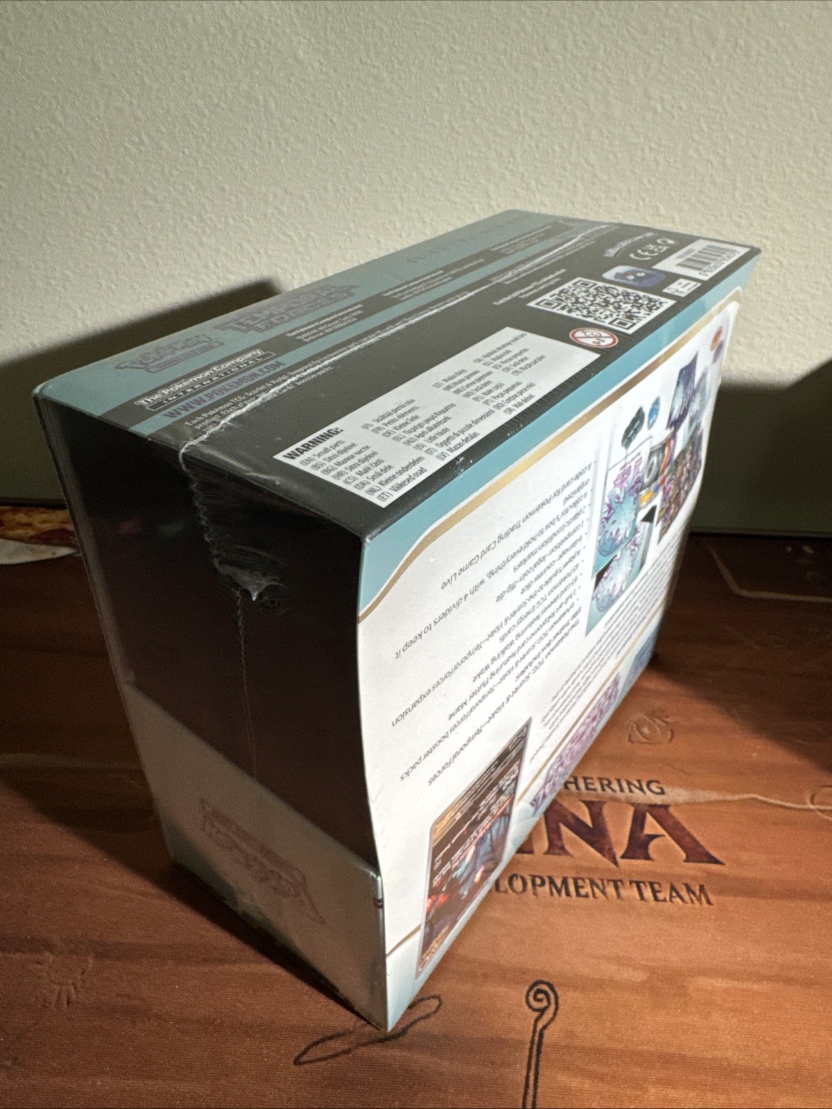 Pokemon Temporal Forces Elite Trainer Box [Walking Wake] – SV05 New Sealed