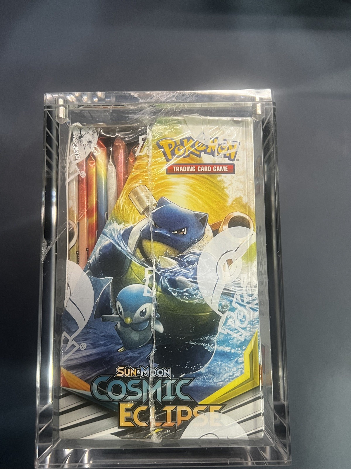 Pokemon booster box Sun&Moon Cosmic Eclipse Sealed Near Mint condition