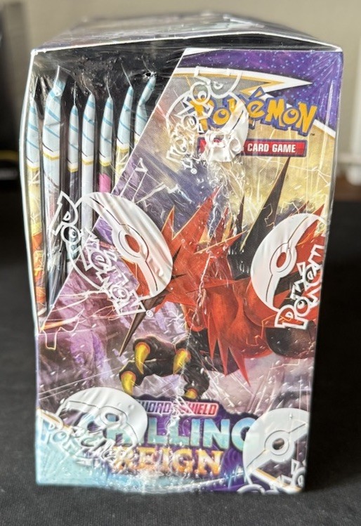 Pokémon TCG Sword & Shield Chilling Reign Booster Box Sealed New