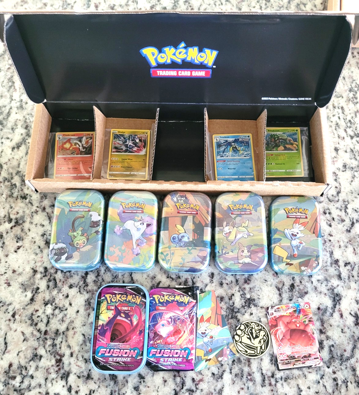 Pokémon TCG: Galar Pals Mini Tin 5-Pack Bundle Amazon Exclusive new and sealed