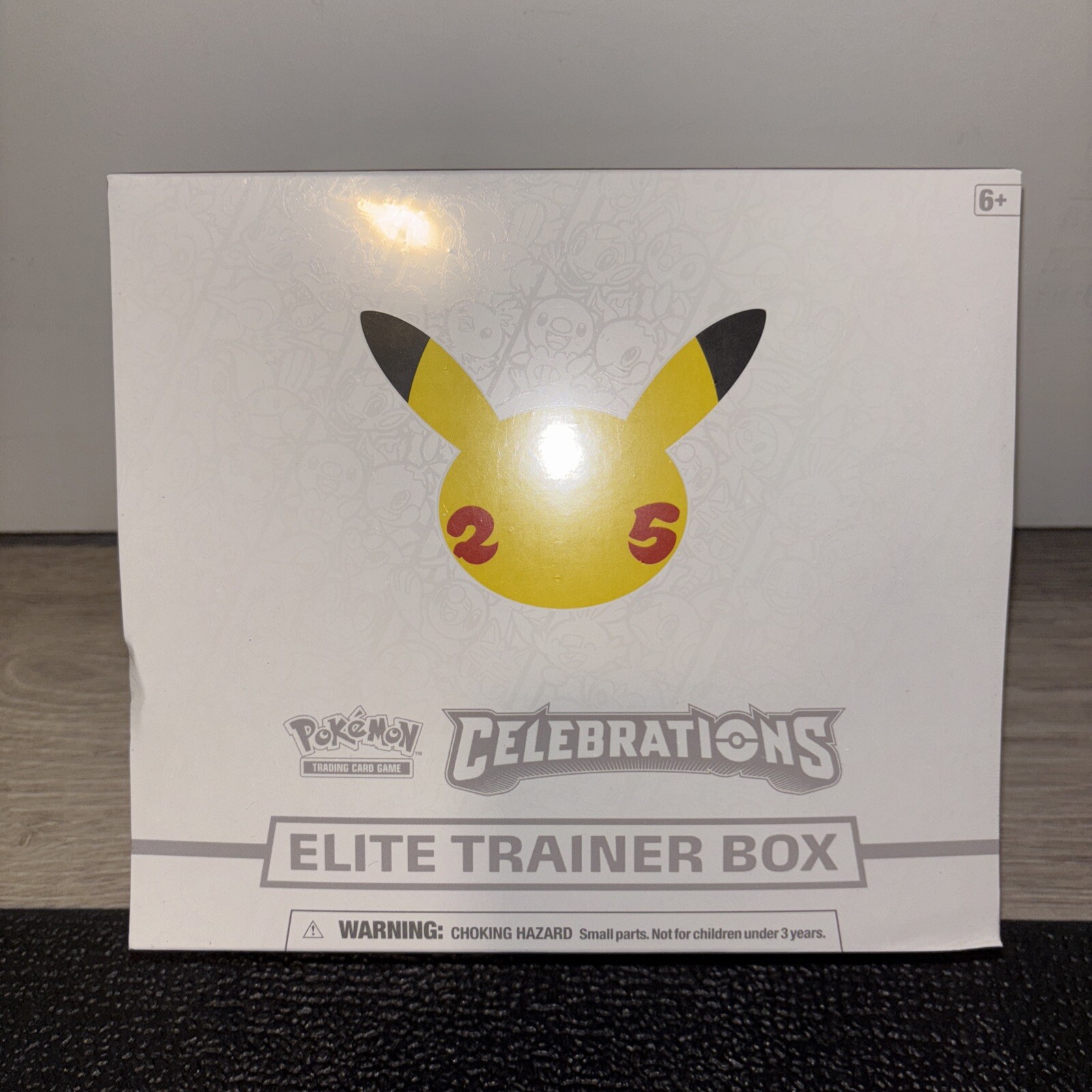 Pokemon TCG: 25th Anniversary Celebrations Elite Trainer Box (2021) Sealed New
