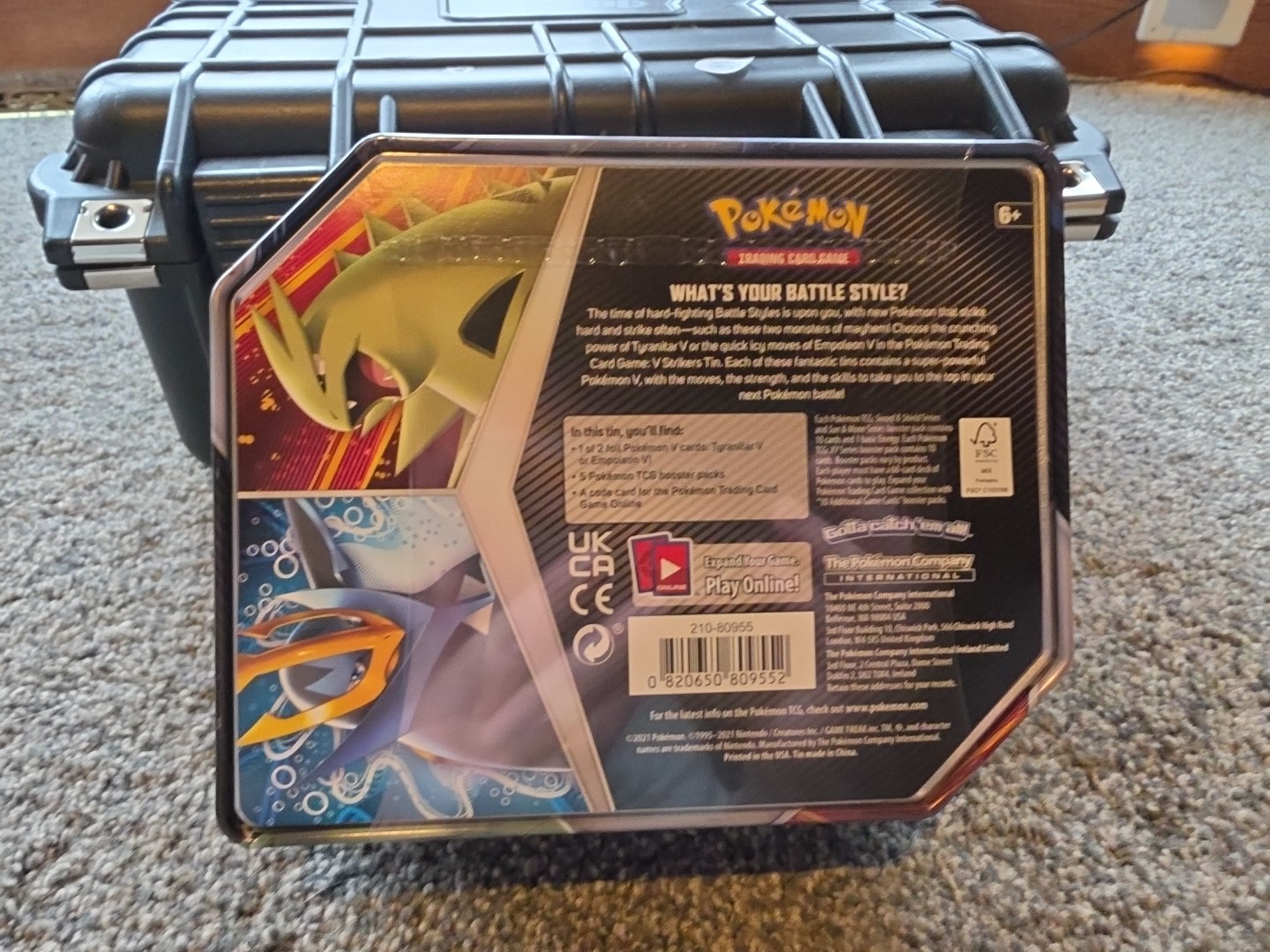 NEW Pokémon TCG Tyranitar V Strikers Tin Sealed Potential Evolving Skies inside
