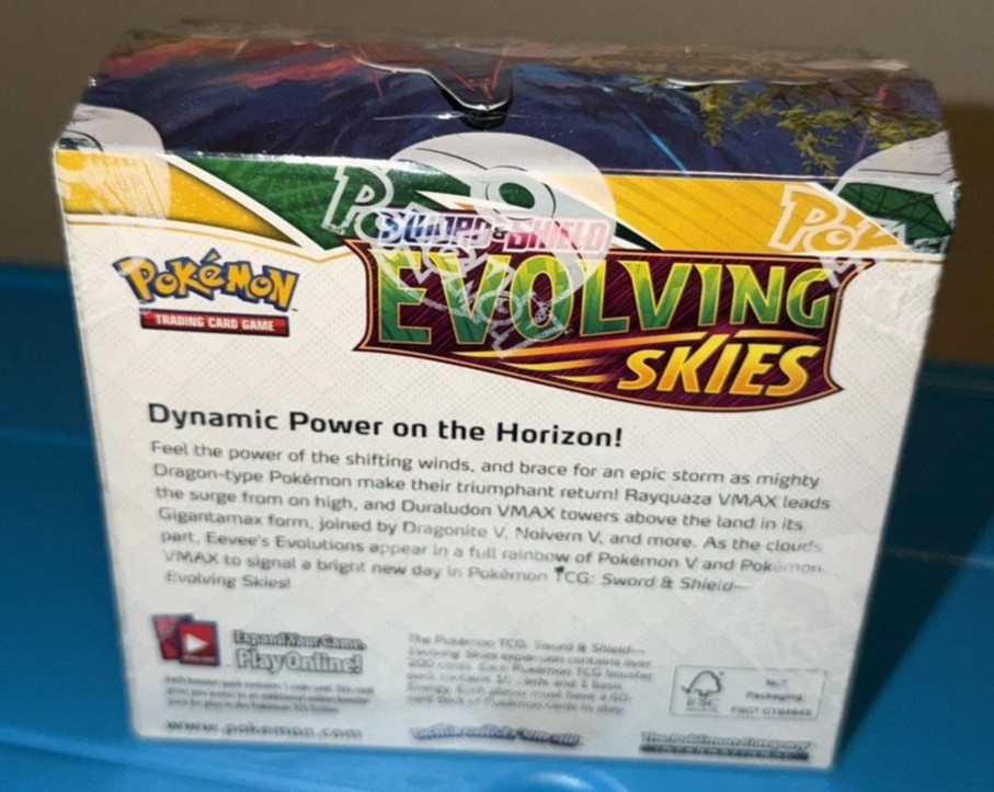 Pokemon Sword & Shield Evolving Skies Booster Box 36 Packs FACTORY