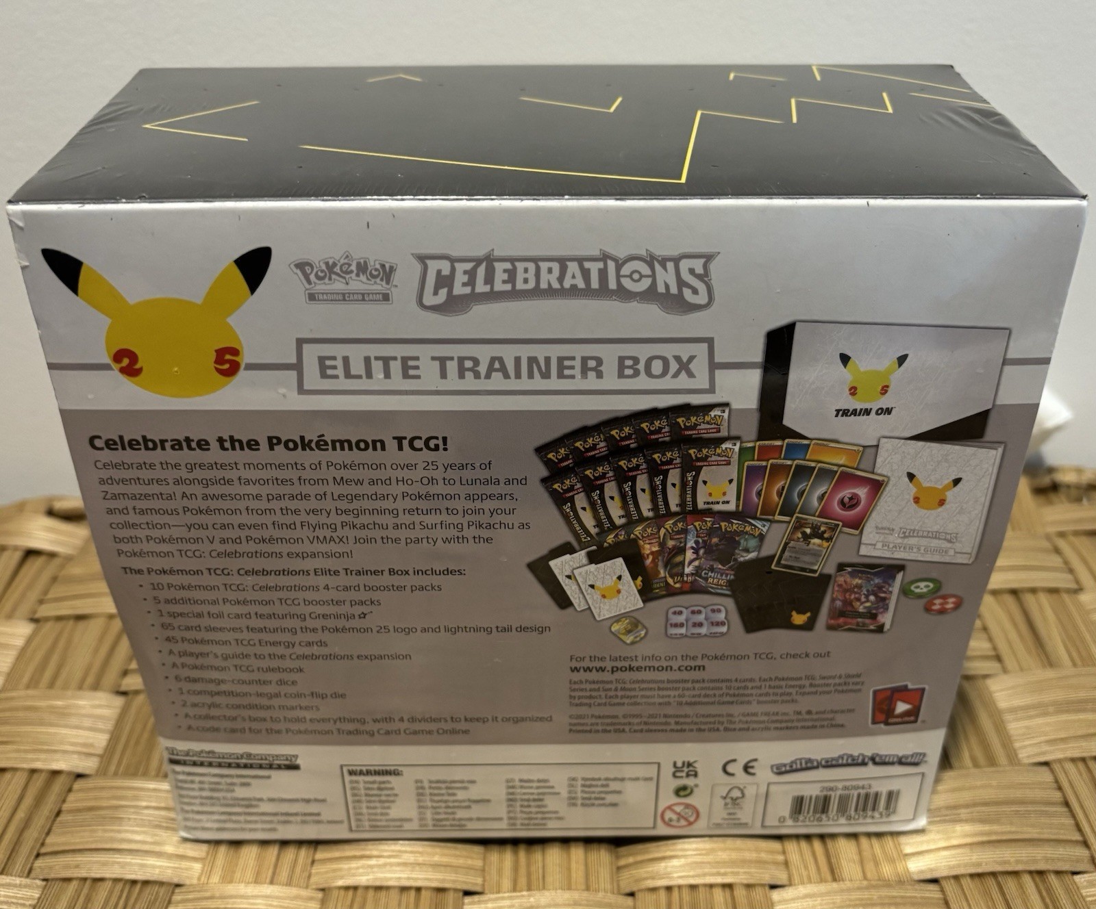 Pokémon TCG: 25th Anniversary Celebrations Elite Trainer Box (2021)