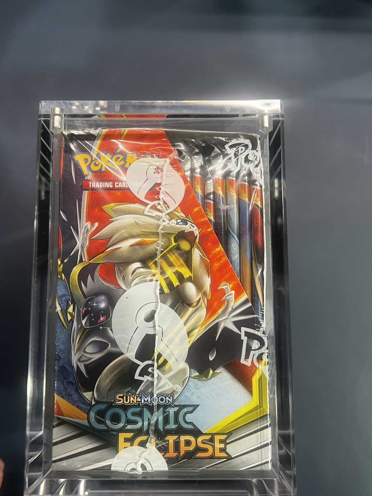 Pokemon booster box Sun&Moon Cosmic Eclipse Sealed Near Mint condition