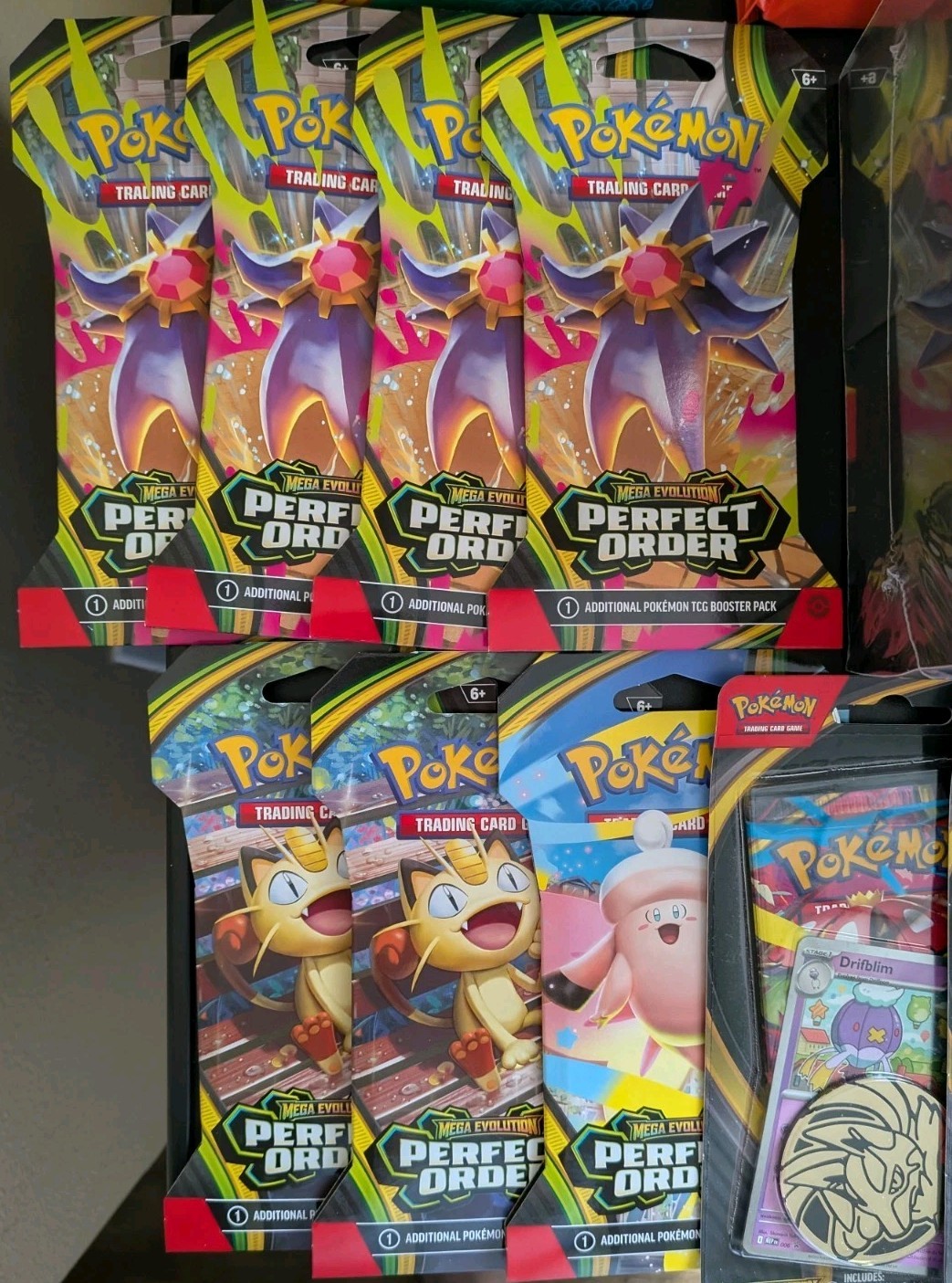 POKEMON TCG LOT Pitch Black 1 ETB,2) 3 Pack Blisters, 13 Evalution, 1 Trick ETC!